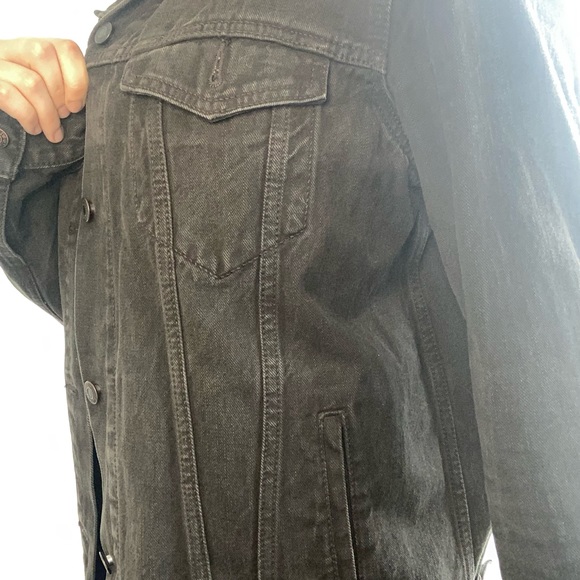 Black denim Levi’s jacket XL - Picture 6 of 10